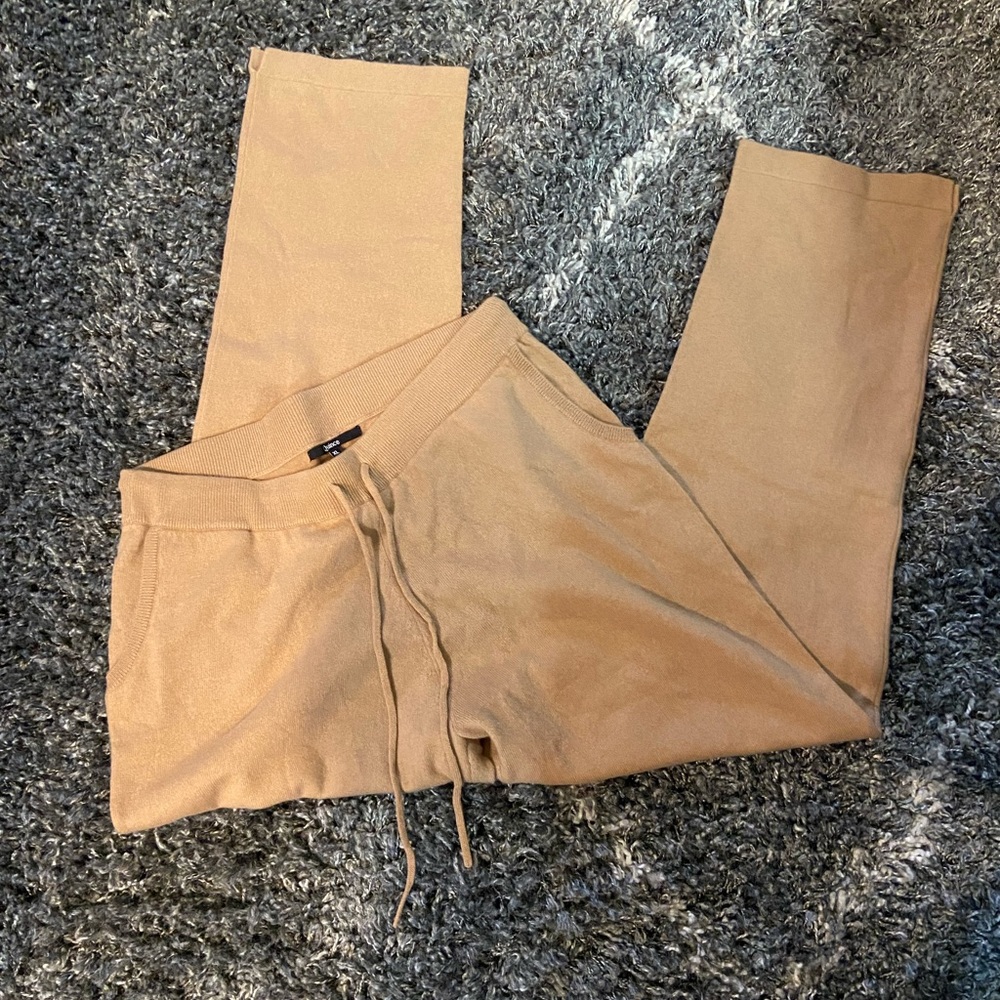 Quince 100% cashmere sweatpants